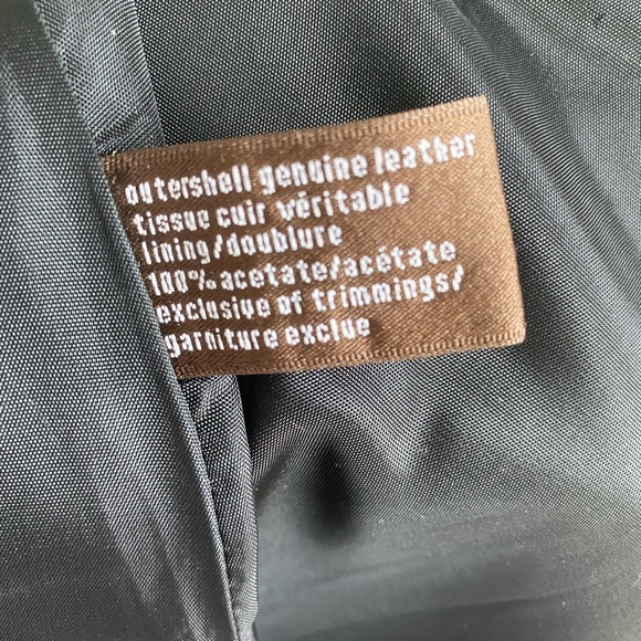 Danier suede skirt - Picture 4 of 4